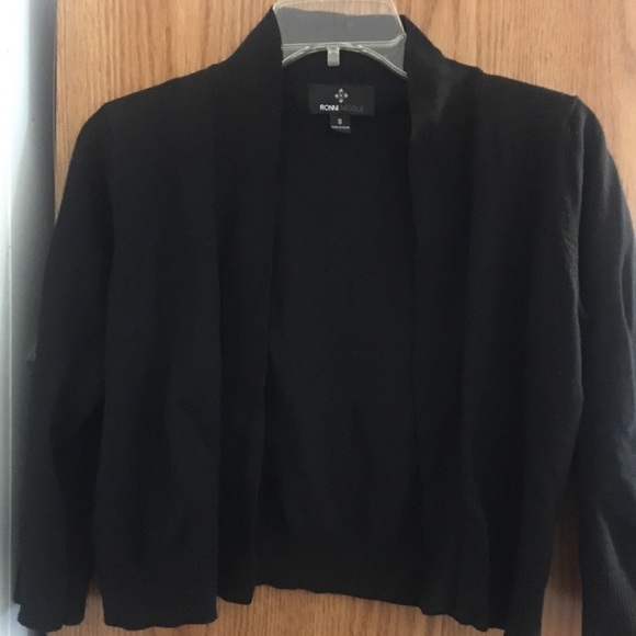 Sweaters - Black shrug